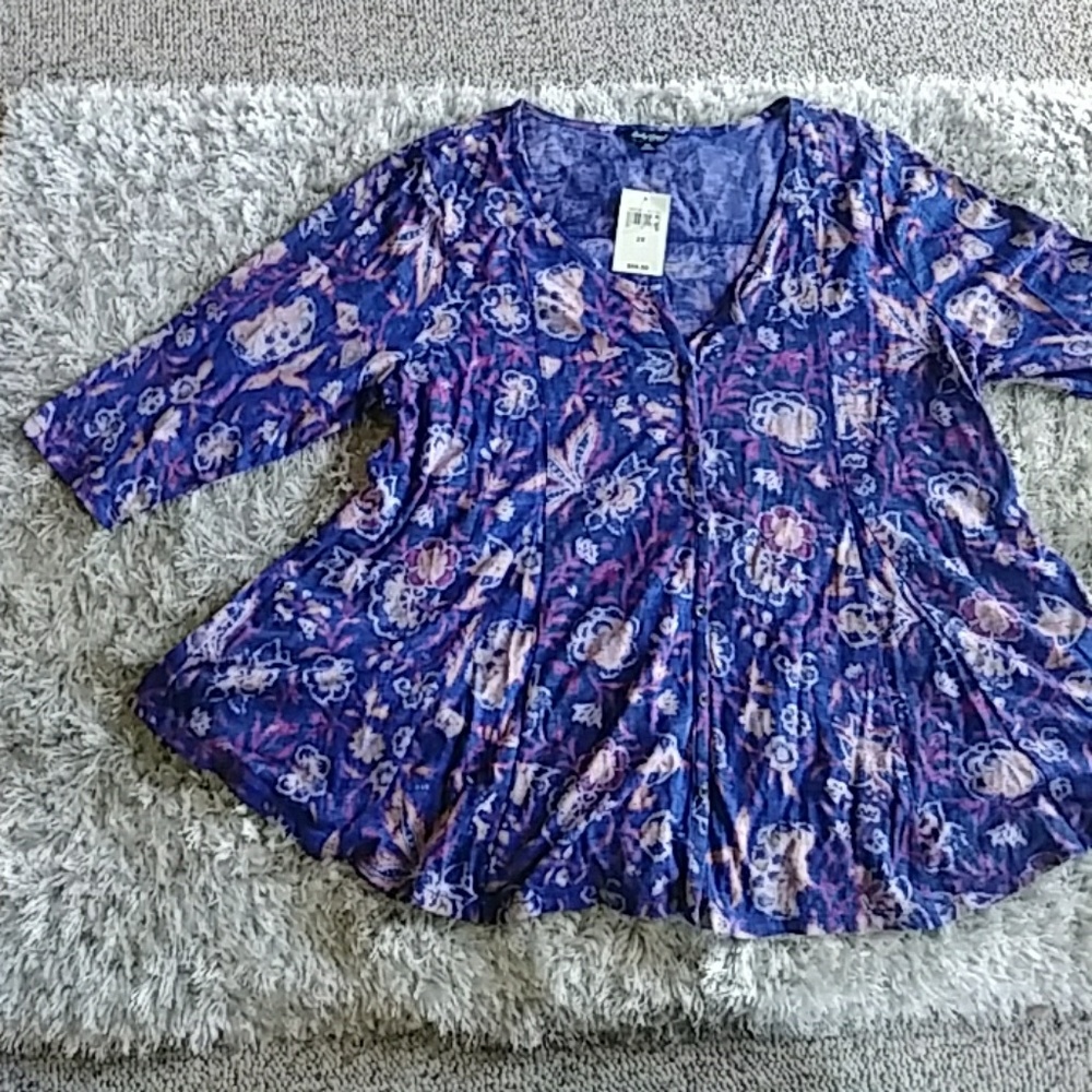 Lucky Brand plus flowy top